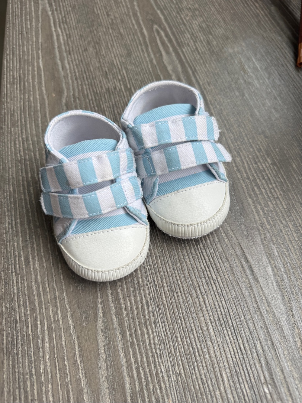 Tuc Tuc "So Cute" Popelín Rayas infant striped canvas sneakers